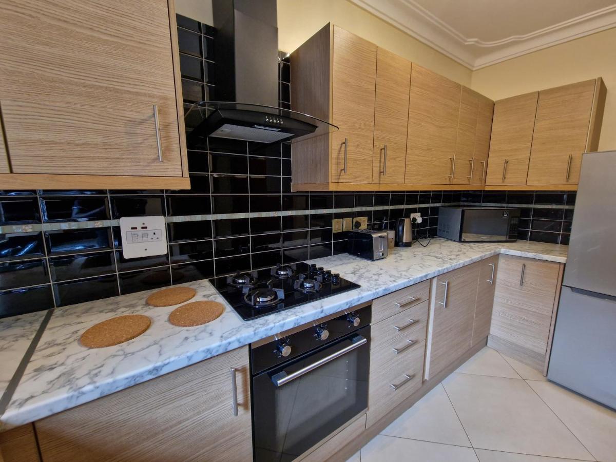 Eric Wilkins Apartments Lubowa 外观 照片