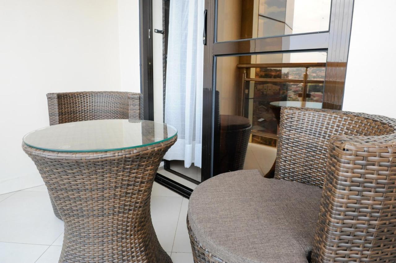 Eric Wilkins Apartments Lubowa 外观 照片